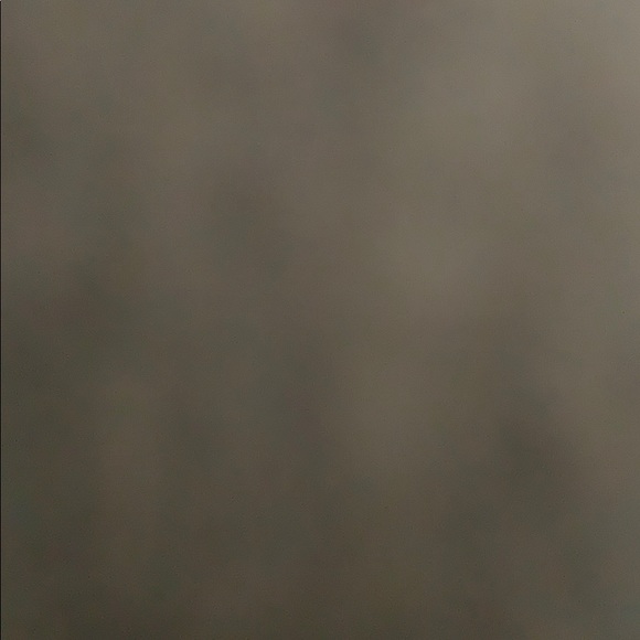 Meet your Posher, Sierra - Picture 1 of 1